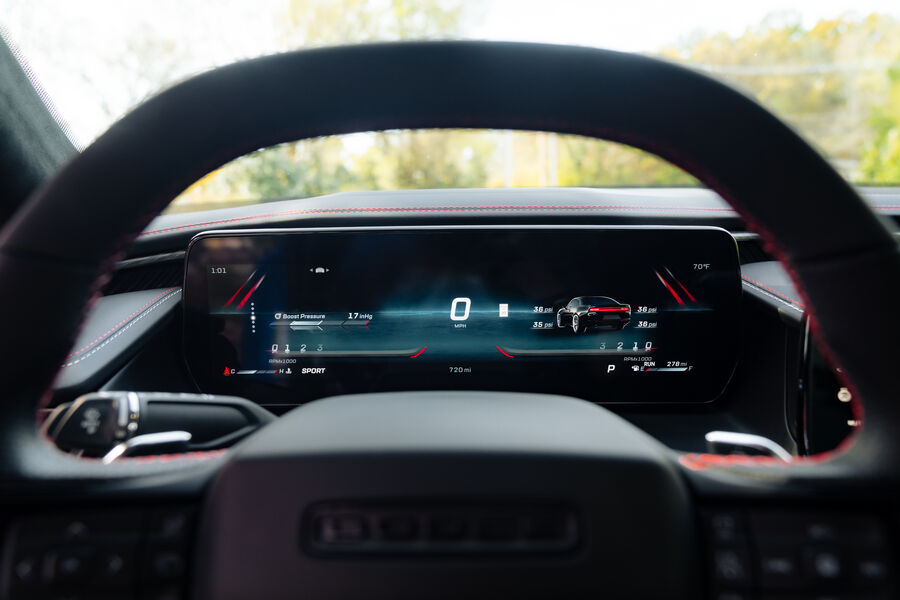 Dodge Charger Scat Pack digitales Kombiinstrument